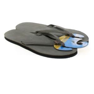 Rainbow size 11 NWT grey flip flops sandals
